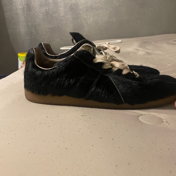 Real fur Margiela sneaks - Picture 2 of 4